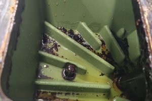 Nordson Vista zabrudzony zbiornik