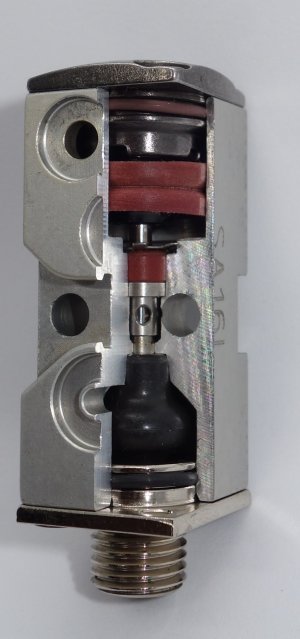 mini-blue-ii-nordson-przekroj-uszczelnienia.jpg