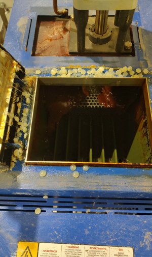 zbiornik-nc16-valco-melton-przed-serwisem.jpg